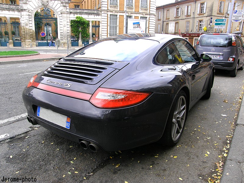 http://img47.xooimage.com/files/7/a/f/pa110511-142fbb9.jpg